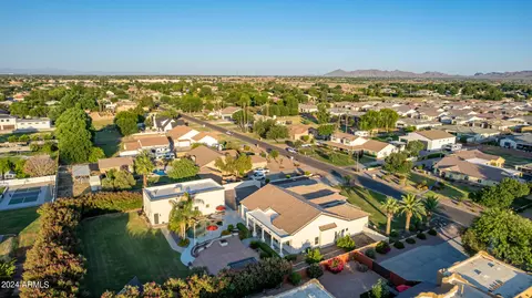 View/Area - 2490 E Arrowhead Trl, Gilbert, AZ 85297 photo 14 of 18