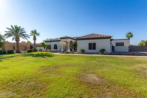 Exterior - 2490 E Arrowhead Trl, Gilbert, AZ 85297 photo 29 of 30