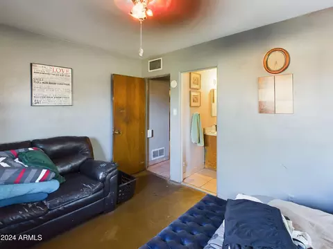 1705 W Mackenzie Dr, Phoenix, AZ 85015 photo 13