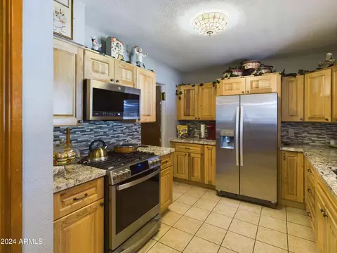 1705 W Mackenzie Dr, Phoenix, AZ 85015 photo 2