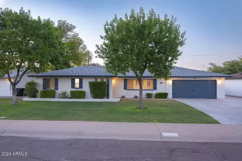 8048 E Wilshire Dr, Scottsdale, AZ 85257
