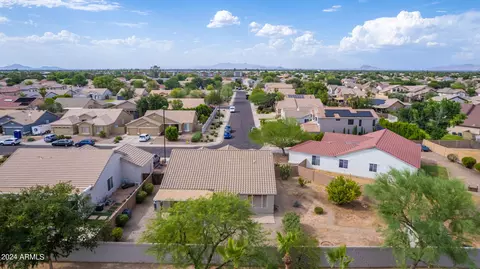 165 E Liberty Ln, Gilbert, AZ 85296 photo 36