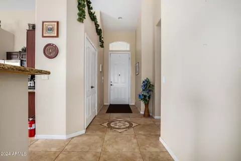 165 E Liberty Ln, Gilbert, AZ 85296 photo 6