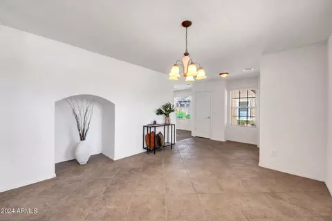1680 S Martingale Rd, Gilbert, AZ 85295 photo 5