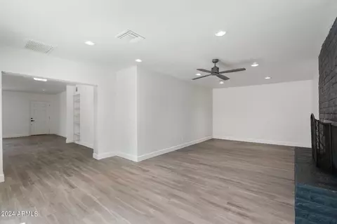 20 E Hatcher Rd, Phoenix, AZ 85020 photo 22