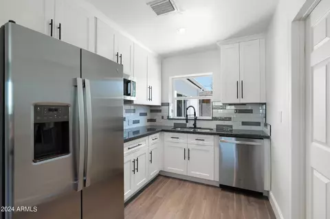 20 E Hatcher Rd, Phoenix, AZ 85020 photo 10