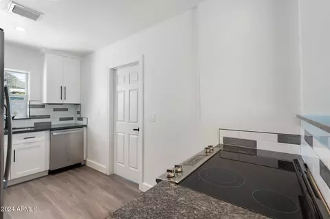 20 E Hatcher Rd, Phoenix, AZ 85020 photo 9