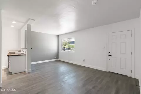 20 E Hatcher Rd, Phoenix, AZ 85020 photo 7