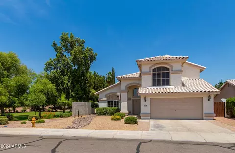 1716 W Bluebird Dr, Chandler, AZ 85286