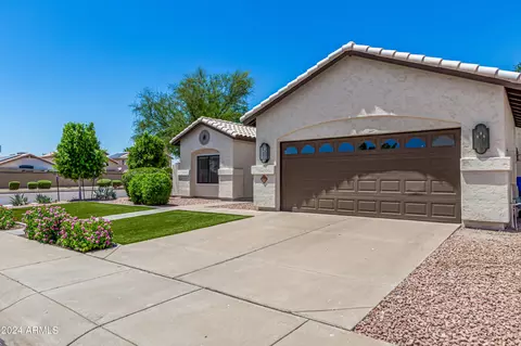4002 E Renee Dr, Phoenix, AZ 85050 photo 2