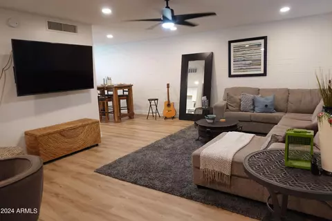 6530 N 12th St #2, Phoenix, AZ 85014 photo 4
