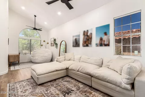 1602 E Wagoner Rd, Phoenix, AZ 85022 photo 9
