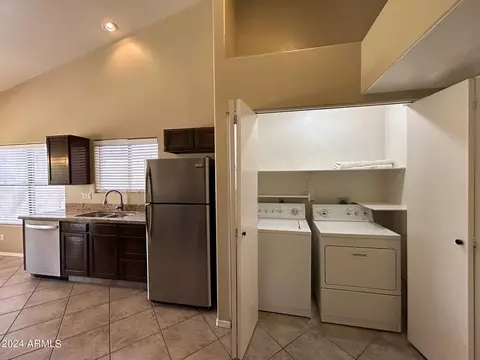 2759 E Cathedral Rock Dr, Phoenix, AZ 85048 photo 9