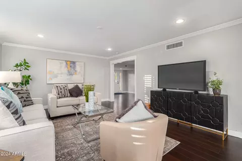 Living - 2011 E Calle Maderas St, Mesa, AZ 85213 photo 2 of 4