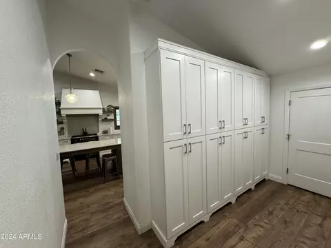 1813 E Jasmine Cir, Mesa, AZ 85203 photo 6