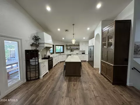 1813 E Jasmine Cir, Mesa, AZ 85203 photo 7
