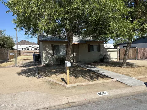 8841 N 6th St, Phoenix, AZ 85020