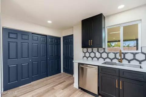 5724 N 13th St, Phoenix, AZ 85014 photo 8