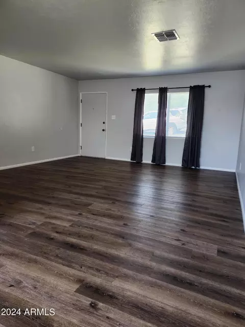 110 N 4th St, Globe, AZ 85501 photo 5