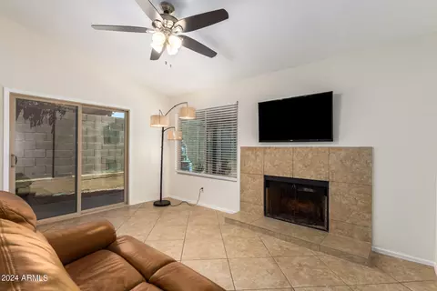 15029 S 28th St, Phoenix, AZ 85048 photo 9