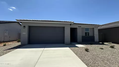 4147 E Bradford Ave, San Tan Valley, AZ 85143