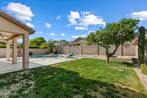 4826 E Robin Ln, Phoenix, AZ 85054 photo 26