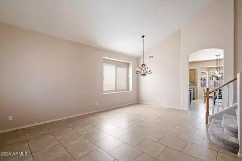 4826 E Robin Ln, Phoenix, AZ 85054 photo 3
