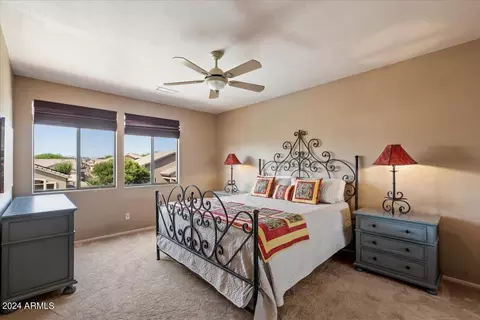 4826 E Robin Ln, Phoenix, AZ 85054 photo 12