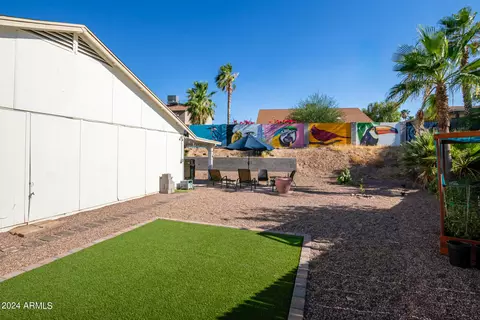 1613 E Beverly Ln, Phoenix, AZ 85022 photo 32