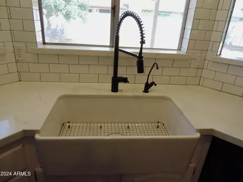 2904 E Dolpin Ave, Mesa, AZ 85204 photo 6