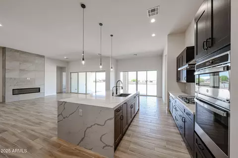 1101 E Dolores Rd, Phoenix, AZ 85086 photo 6