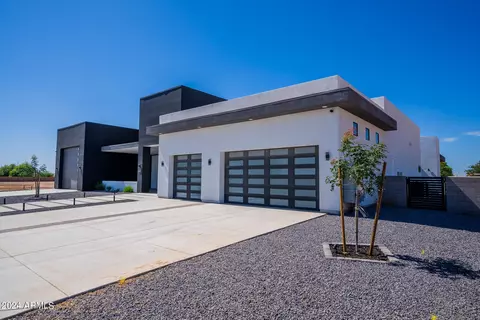 1672 E Powell Way, Gilbert, AZ 85298 photo 4