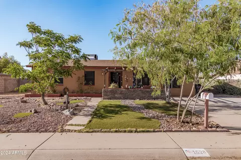 1528 W Rockwood Dr, Phoenix, AZ 85027
