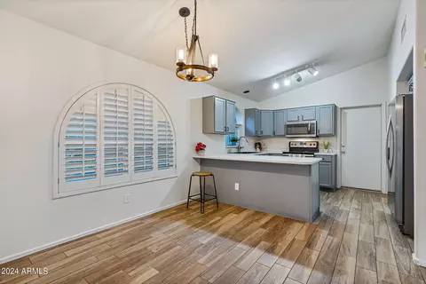 2225 E Foothill Dr, Phoenix, AZ 85024 photo 7