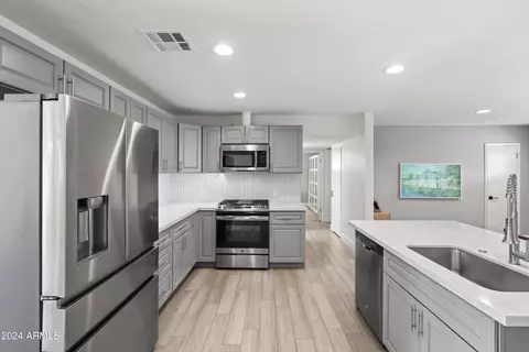 105 W Ruth Ave, Phoenix, AZ 85021 photo 11