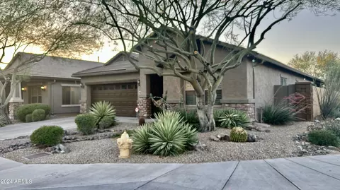 2512 W Brookhart Way, Phoenix, AZ 85085