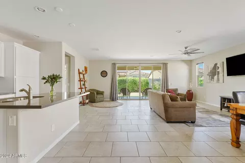 9732 E Torino Ave, Mesa, AZ 85212 photo 8