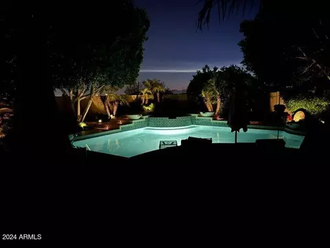 6217 W Buckhorn Trl, Phoenix, AZ 85083