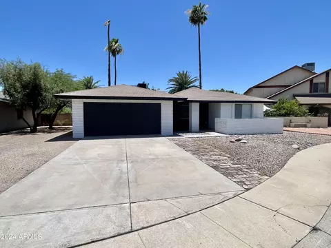 1543 W Juanita Cir, Mesa, AZ 85202