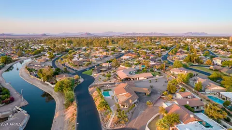 1101 W Fairway Dr, Mesa, AZ 85201