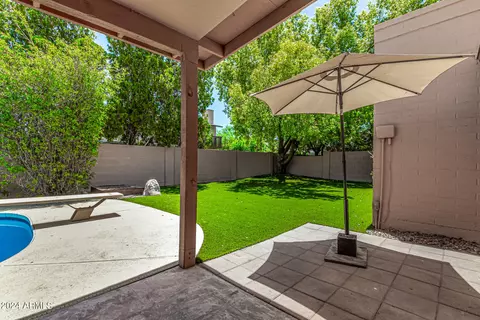 Exterior - 2521 S Playa Ave, Mesa, AZ 85202 photo 8 of 16