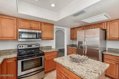 Kitchen - 2521 S Playa Ave, Mesa, AZ 85202 photo 3 of 4