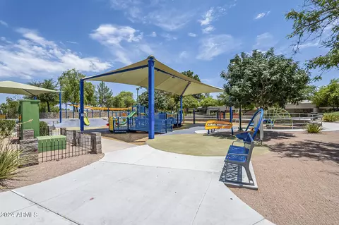 View/Area - 2521 S Playa Ave, Mesa, AZ 85202 photo 14 of 15