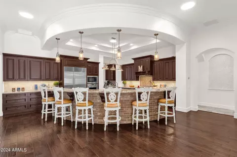 Kitchen - 5841 S Marin Ct, Gilbert, AZ 85298 photo 3 of 12