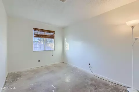 5202 W Berkeley Rd, Phoenix, AZ 85035 photo 9