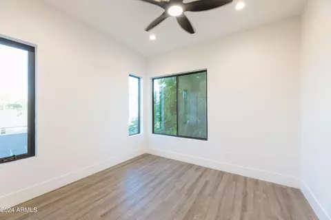 2015 E Turney Ave, Phoenix, AZ 85016 photo 17