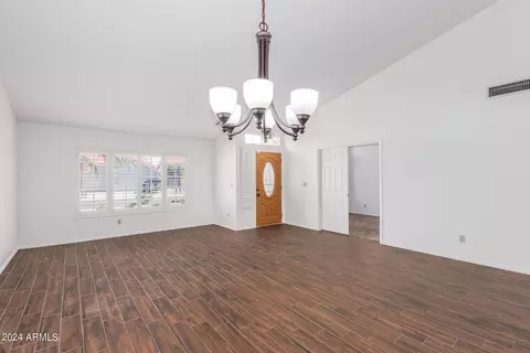 4122 E Ashurst Dr, Phoenix, AZ 85048 photo 4