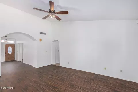 4122 E Ashurst Dr, Phoenix, AZ 85048 photo 6