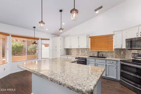 4122 E Ashurst Dr, Phoenix, AZ 85048 photo 11