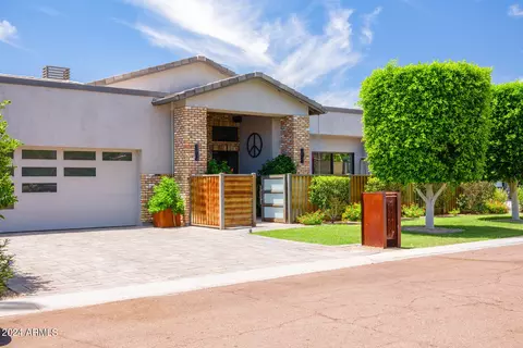 6827 E 5th St, Scottsdale, AZ 85251